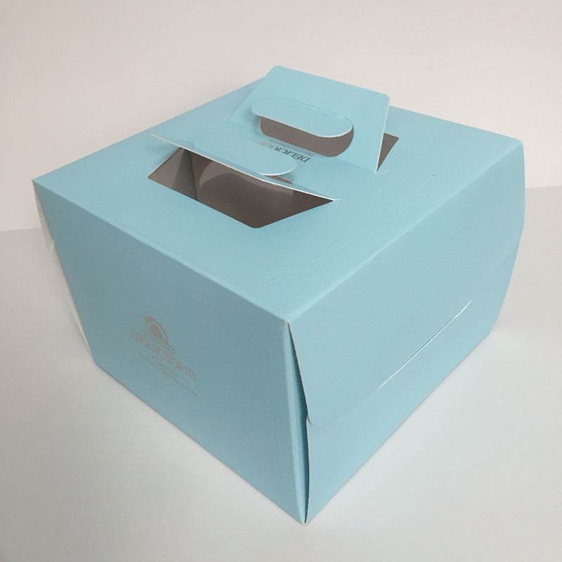 方形蛋糕盒配有蛋糕底托,8寸以上型号,不同外观造型