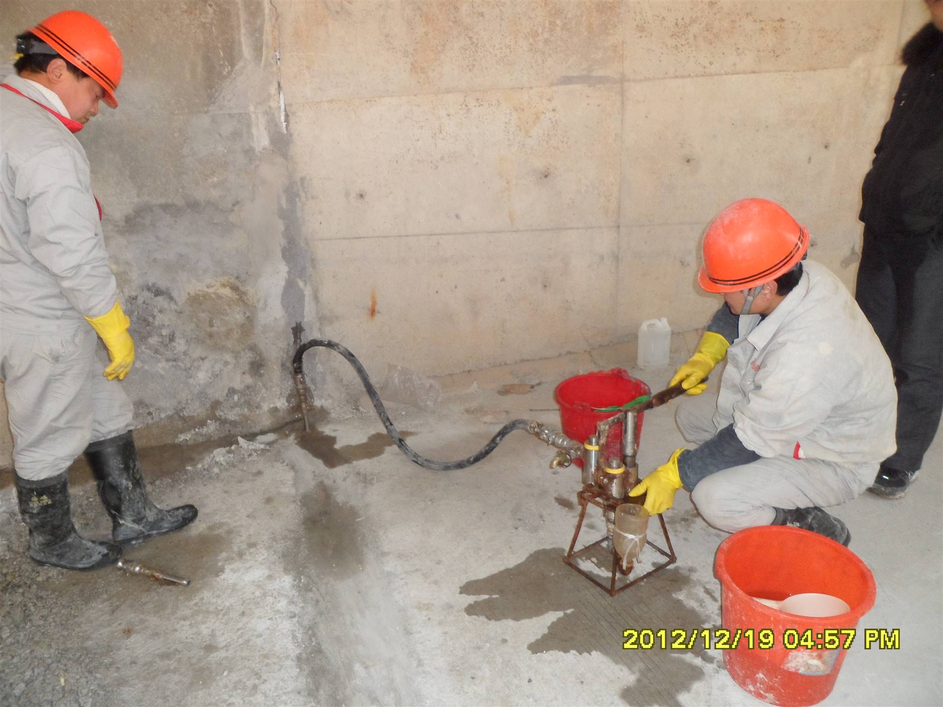 地下室连通口堵漏报价