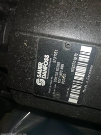 90R100M81CD60P3C7E03GBA40402油泵