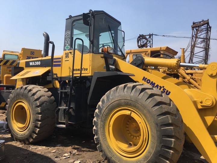 小松wa380装载机