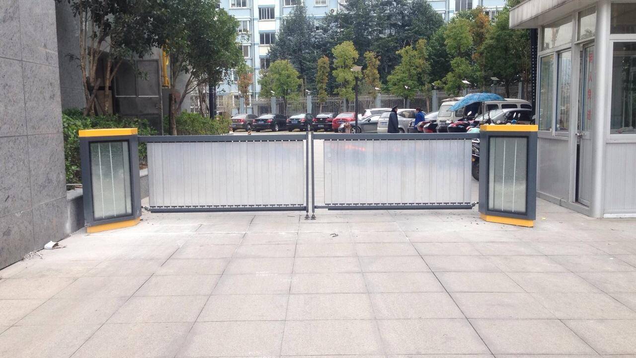 天津市安装电动伸缩门,道闸厂家图片_高清图-天津市西青区亿乾金属制