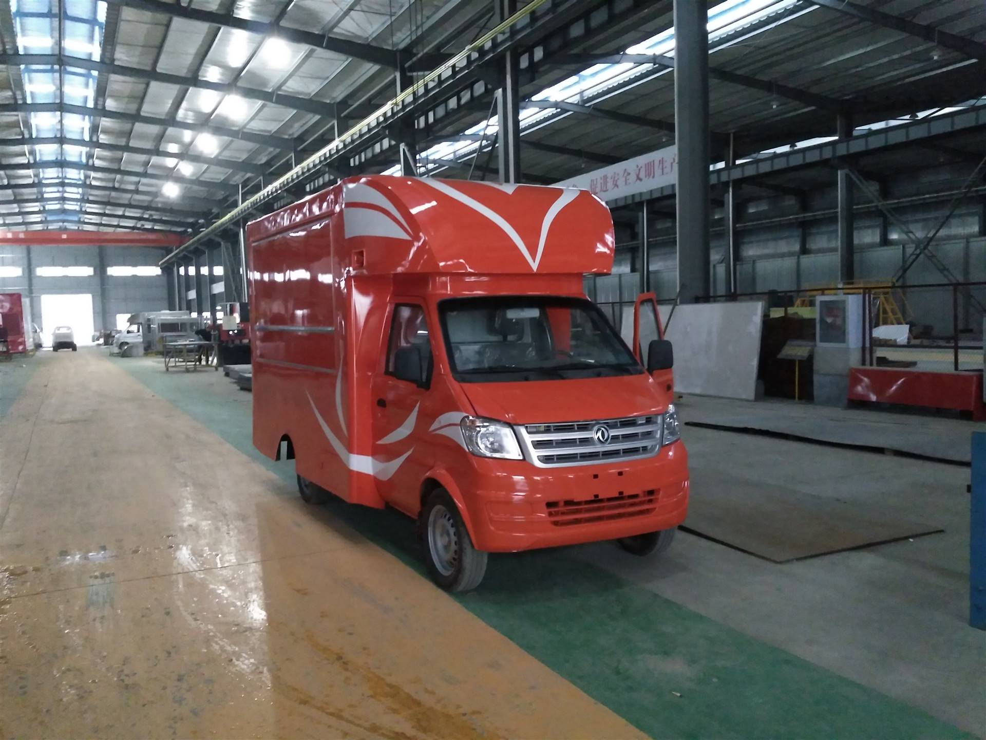 冰淇淋售货车厂家直销