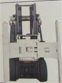 广西南宁叉车属具轮胎夹销售地址电话价格