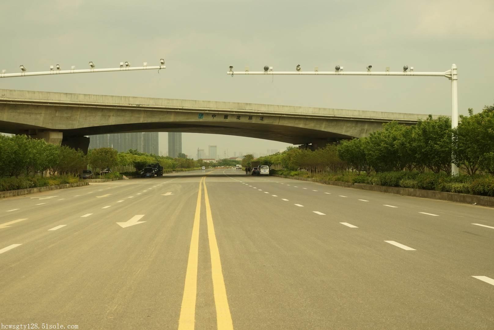 武汉沥青路面刷黑,琴川大道
