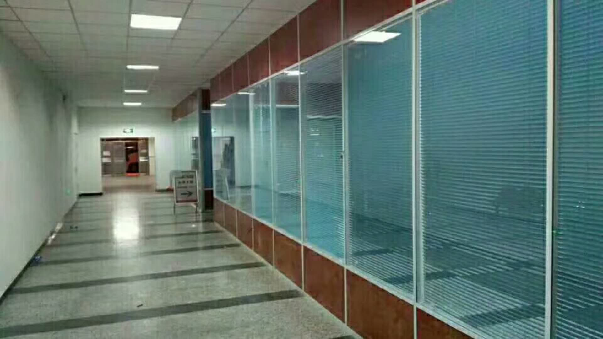 天津办公室玻璃隔断,双层玻璃隔断,百叶玻