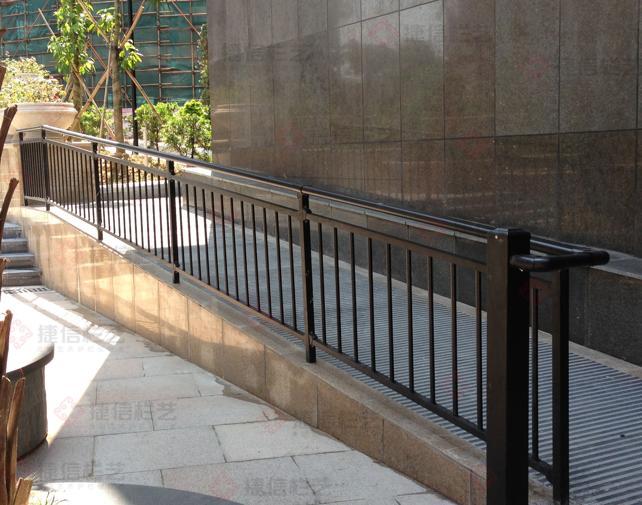 湖北热销锌钢阳台护栏 楼梯护栏宜昌永奇金属厂家