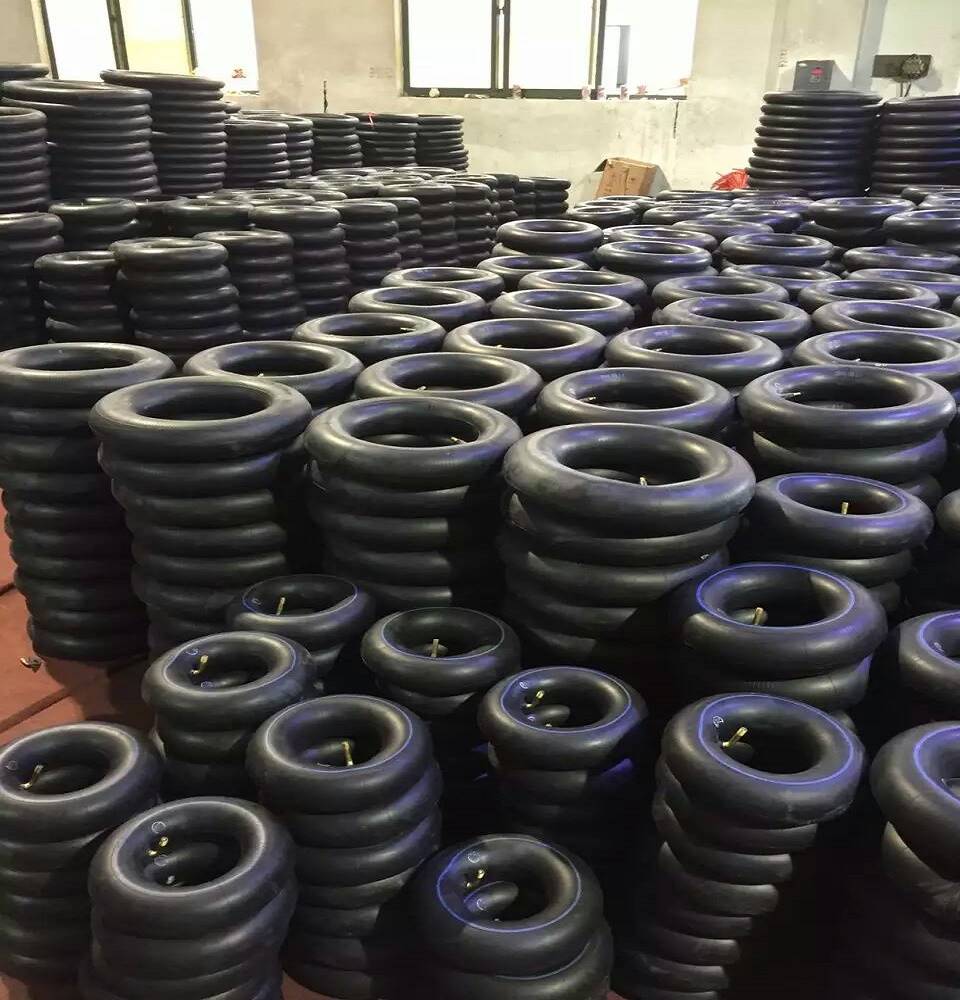 高品质丁基胶摩托车内胎300-18批发