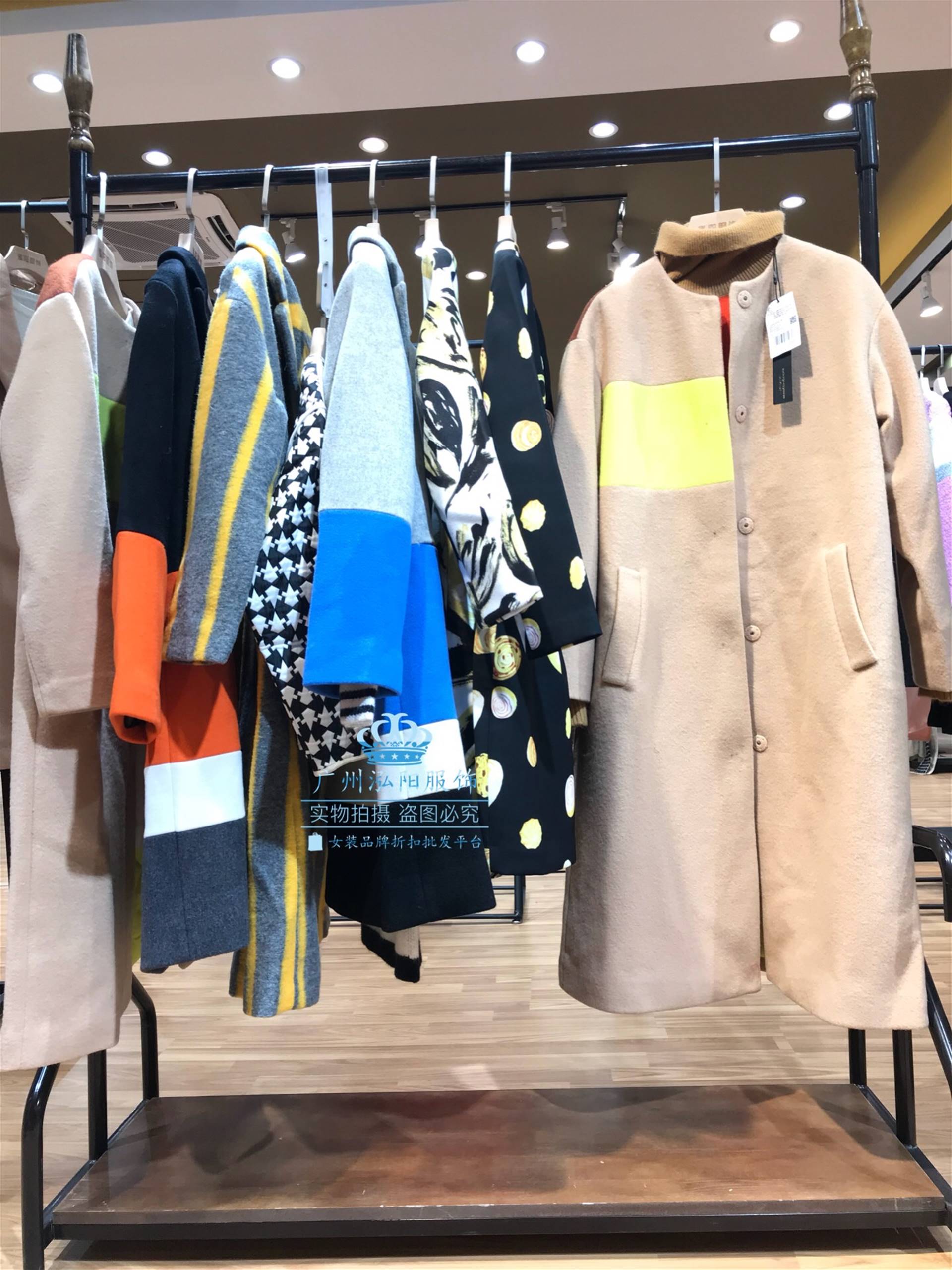 广州石井尾货市场欧时力秋冬库存尾货批发走份专柜清仓处理