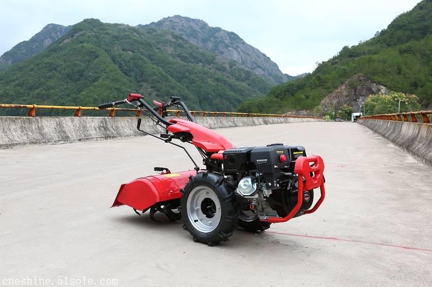 壹雪机械多功能全齿轮传动松土机多种工作头可切换