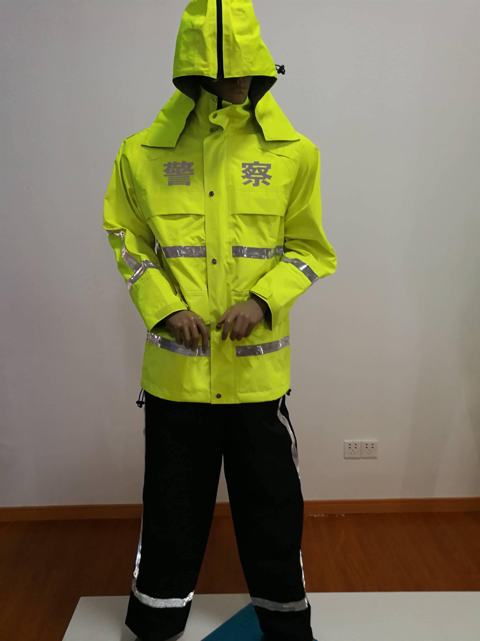 警用反光雨衣图片