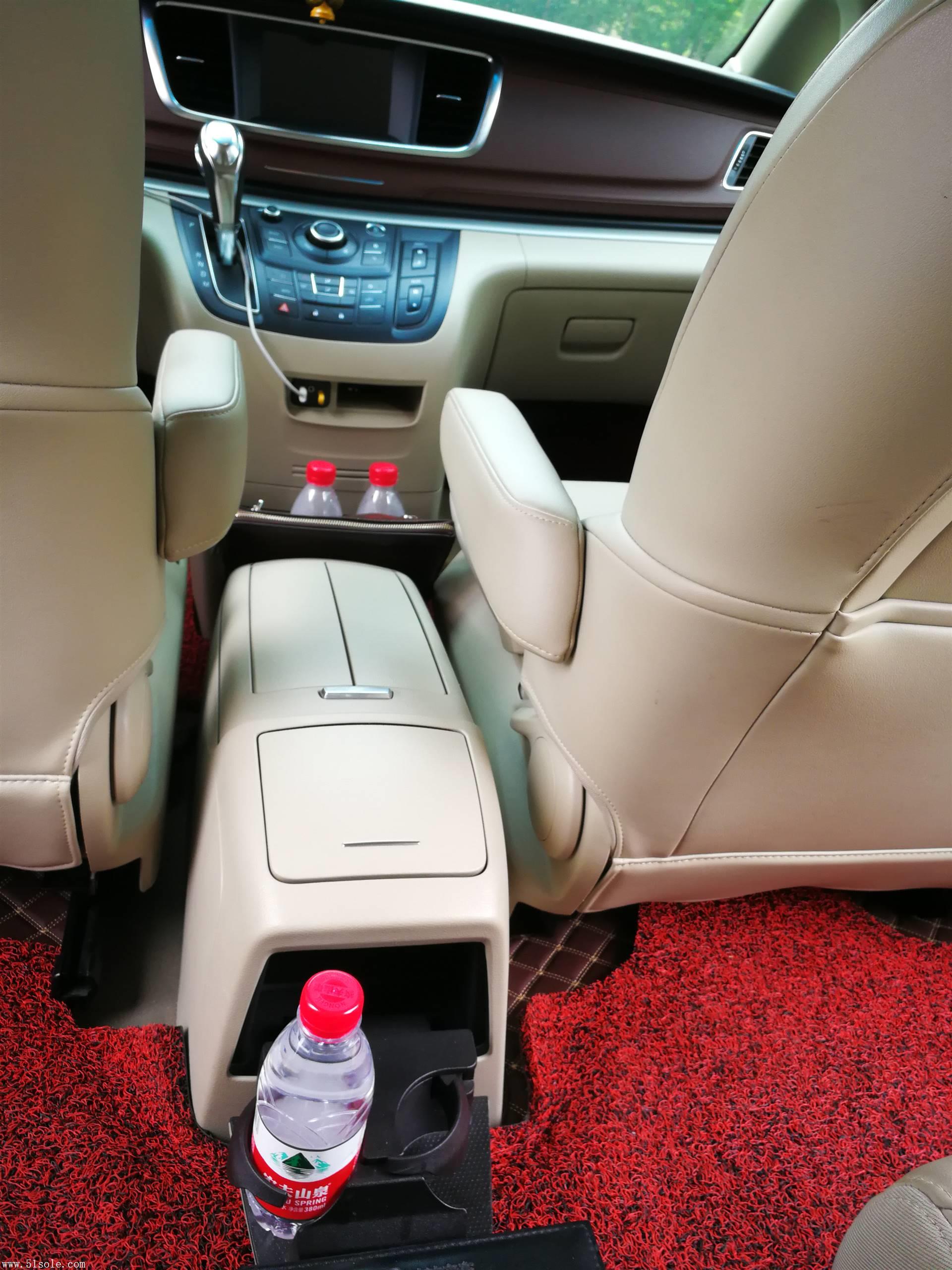 杭州旅游包车会议接送别克商务车