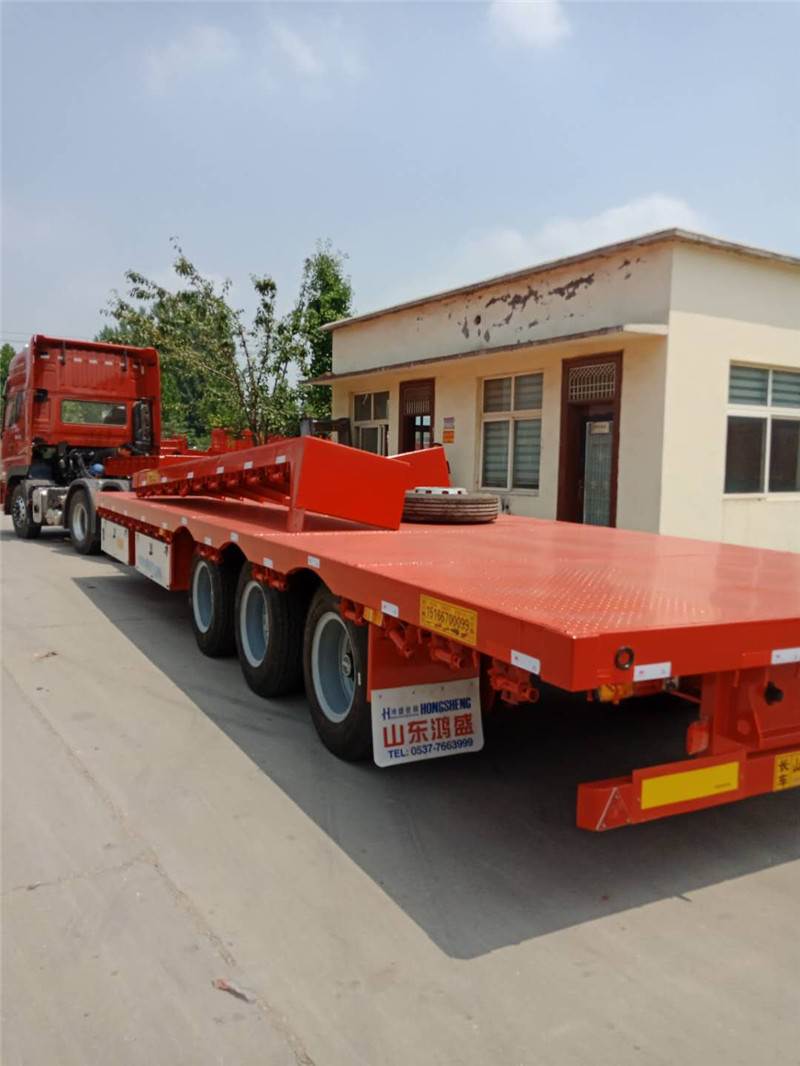 13米大平板拖挂车厂家订做价格优等产品