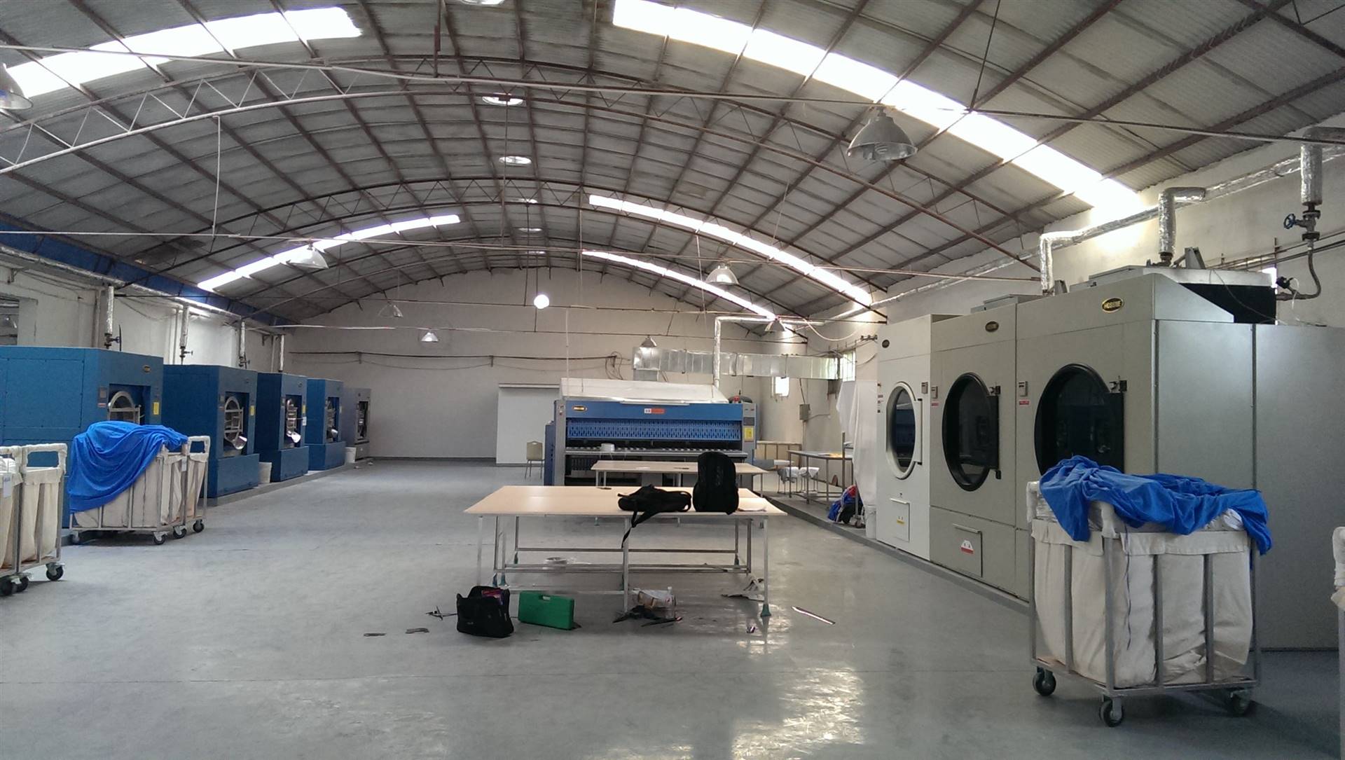 离您较近的一家专业洗涤毛巾浴巾工作服浴袍取送免费