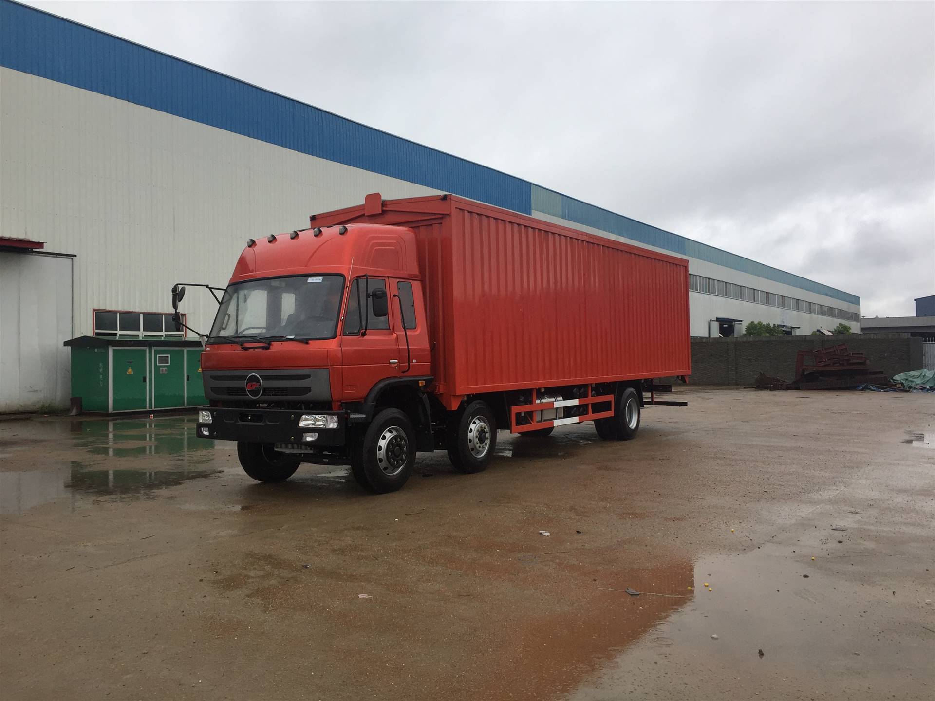 山东前四后四9米6厢式货车价格