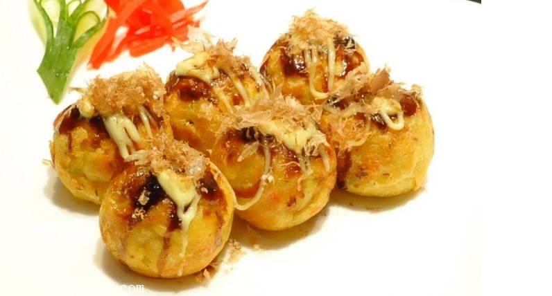 章鱼小丸子各种调料的认识及采购信息;4.培训油炸技术.