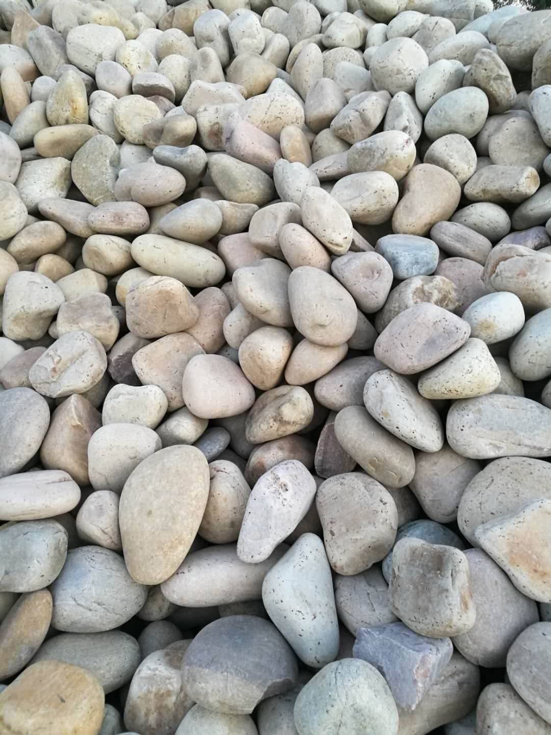 铺路鹅卵石价格是多少钱