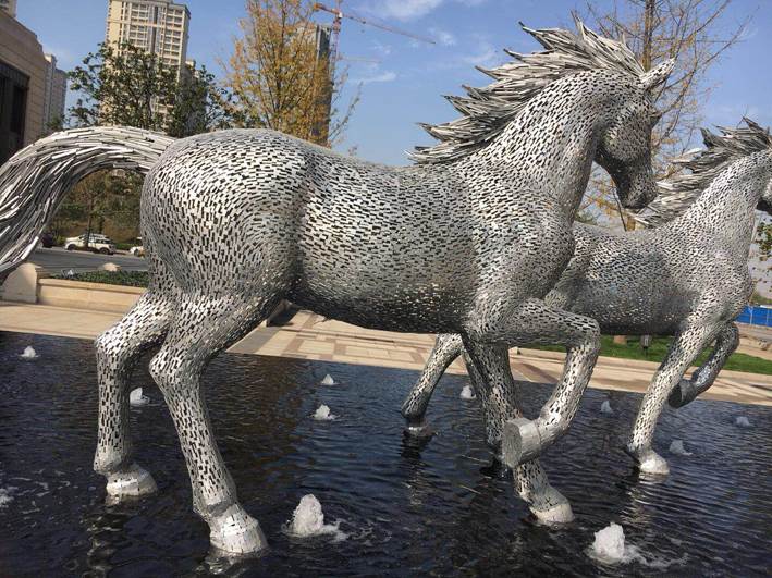 广东不锈钢马雕塑不锈钢镂空雕塑动物不锈钢雕塑