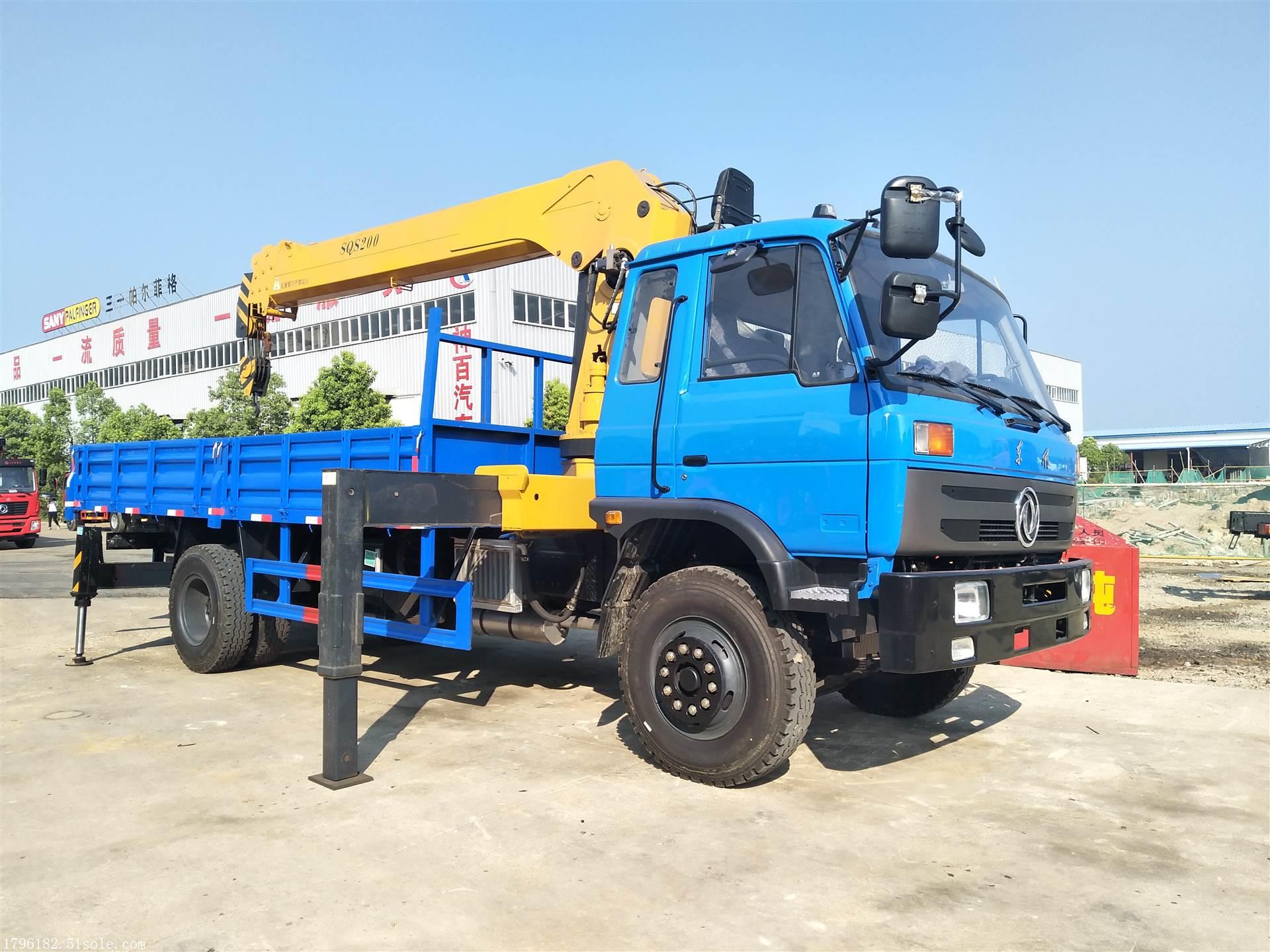 东风153随车吊价格 金典高配