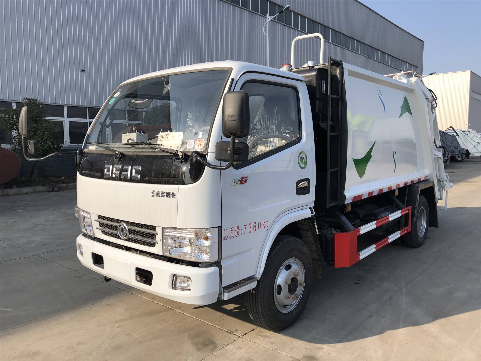 上海环卫车价格压缩垃圾车多少钱