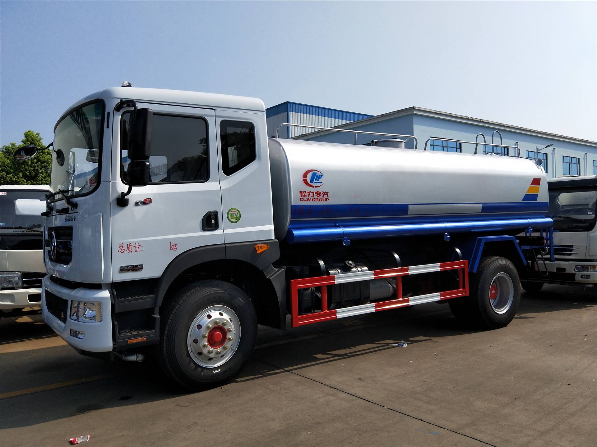 5吨洒水车多少钱程力洒水车优惠促销