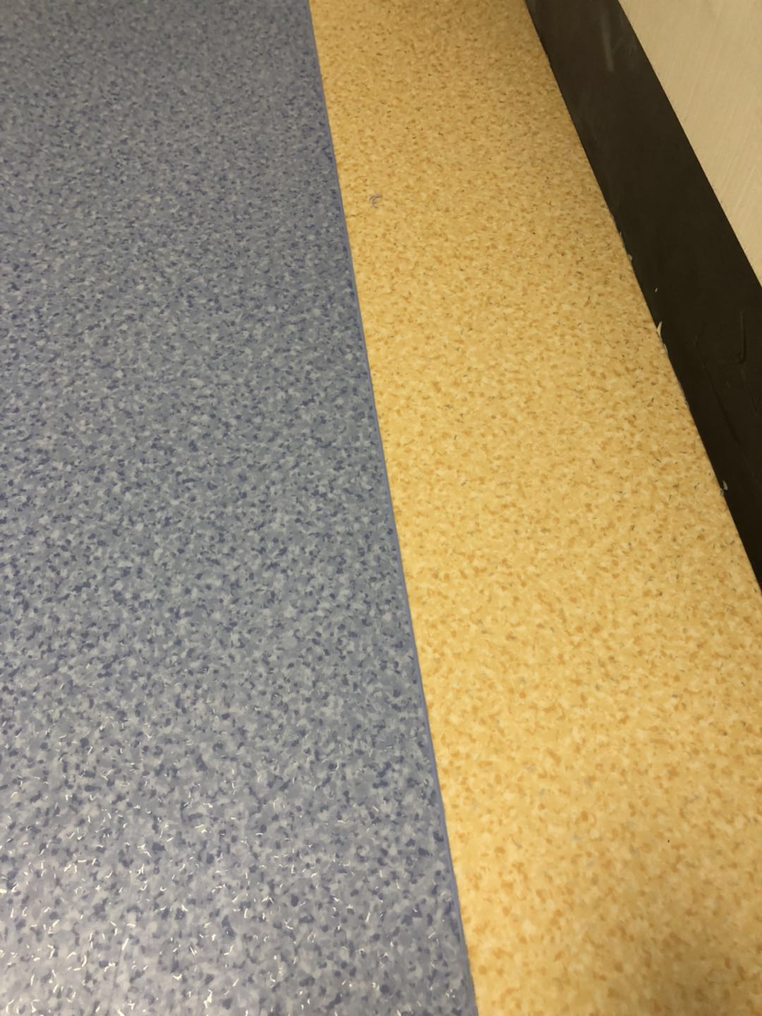 宁波运动地板卷材零甲醛厂家直销多少钱一平