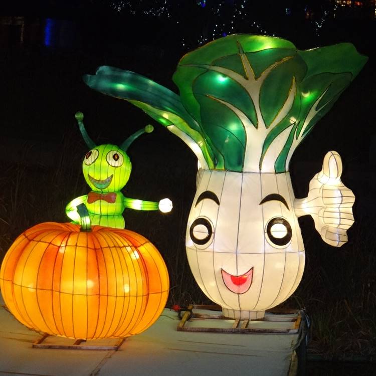 中璞大型节日花灯生产厂家水果花灯春节元宵节灯会彩灯设计公司