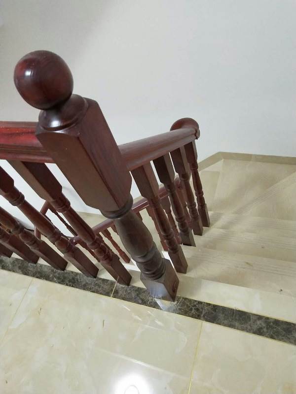 三亚菠萝格实木楼梯扶手别墅楼梯成品免费设计包安装
