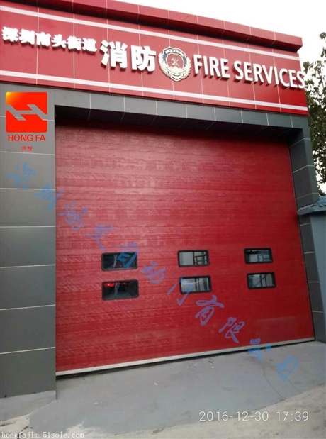 固原市厂房安装垂直滑升门的优势