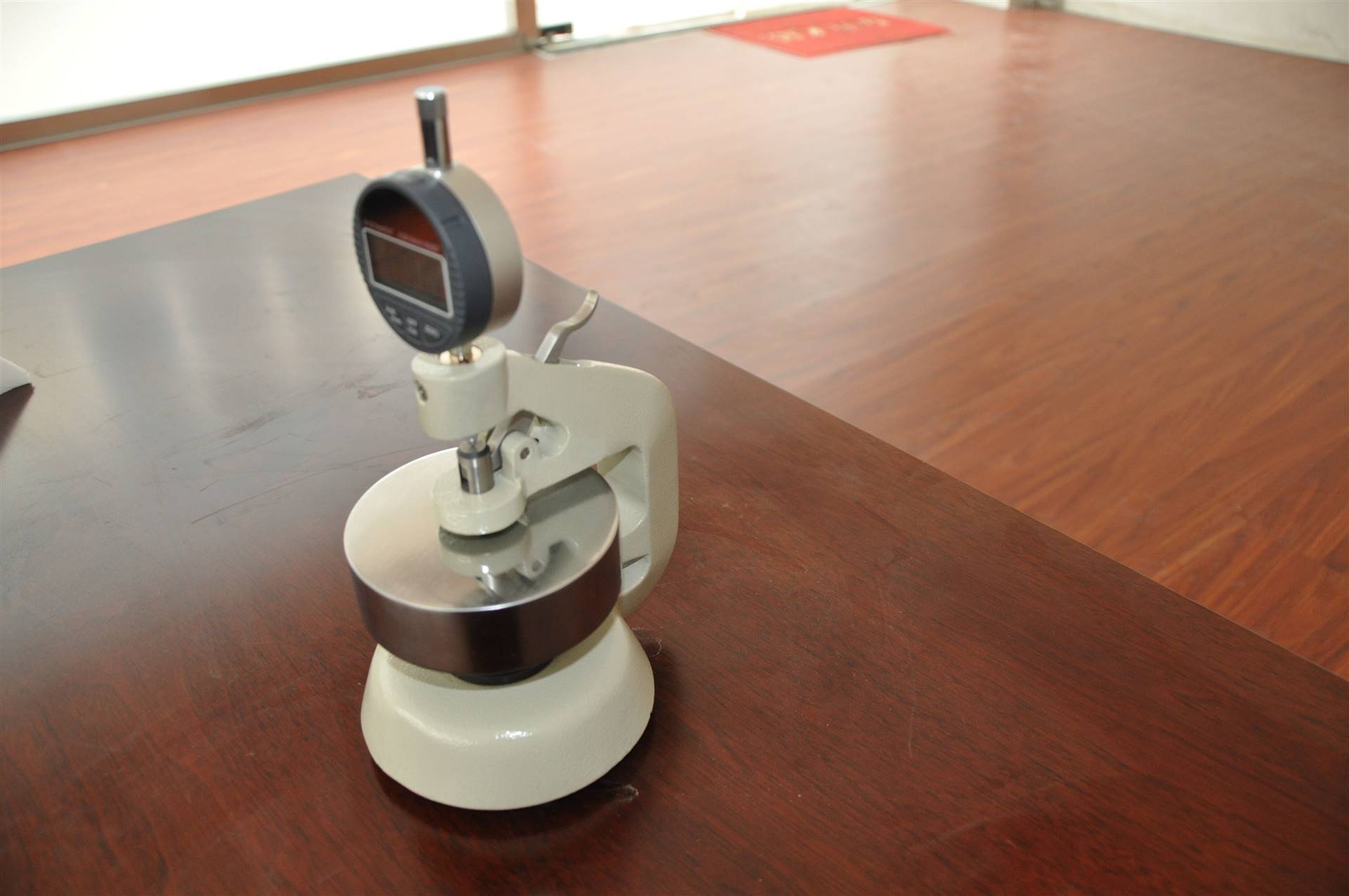 纸板纸张厚度测定仪