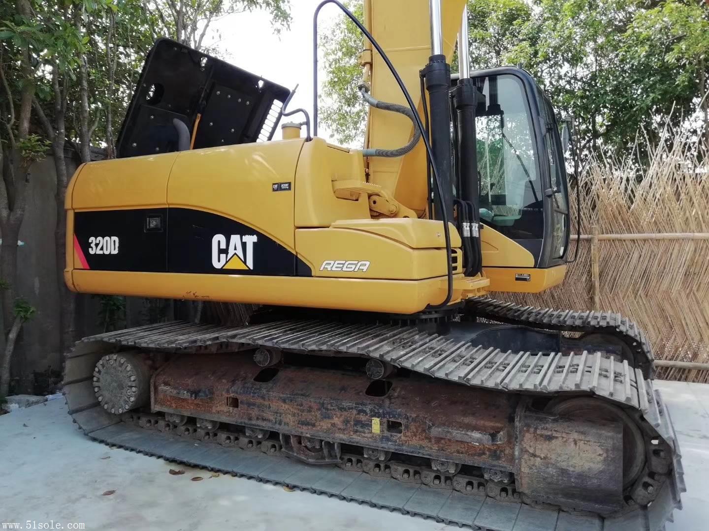 个人卡特320d挖掘机低价转让