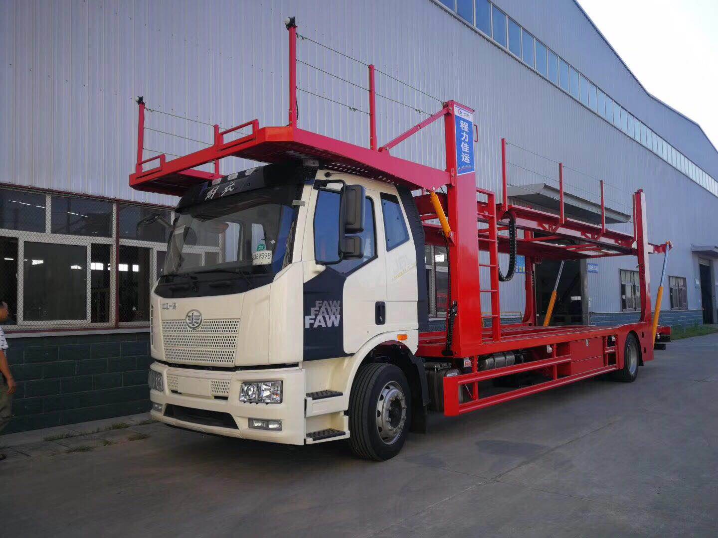 小轿车运输车图片