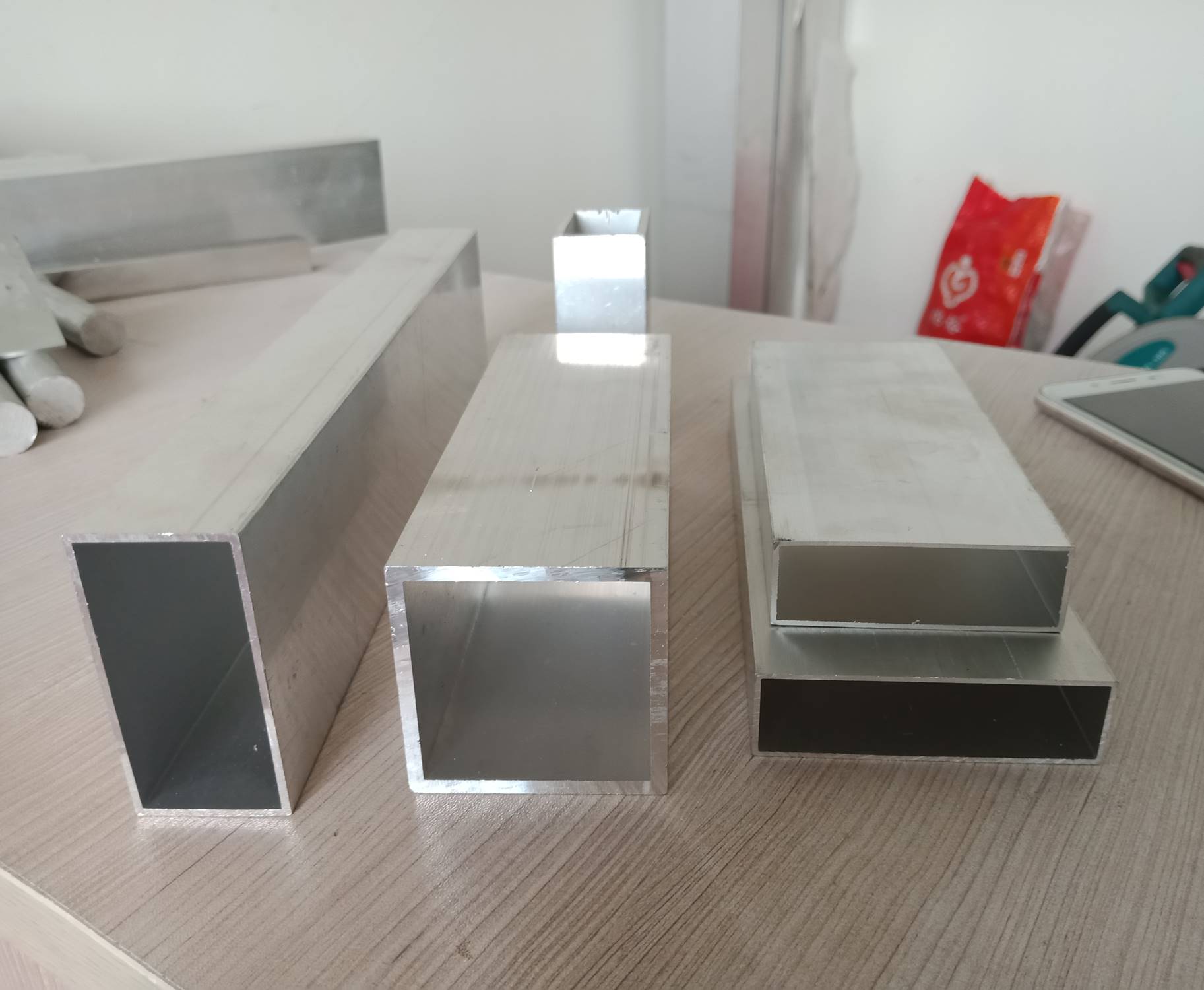 6063铝合金方管子 空心矩形扁管 型材方通 25*30*40*50*60*80