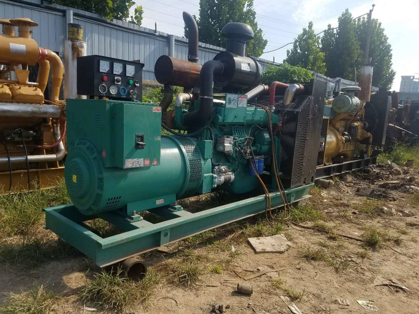 原装发电机组处理 二手 三百千瓦柴油发电机组转售