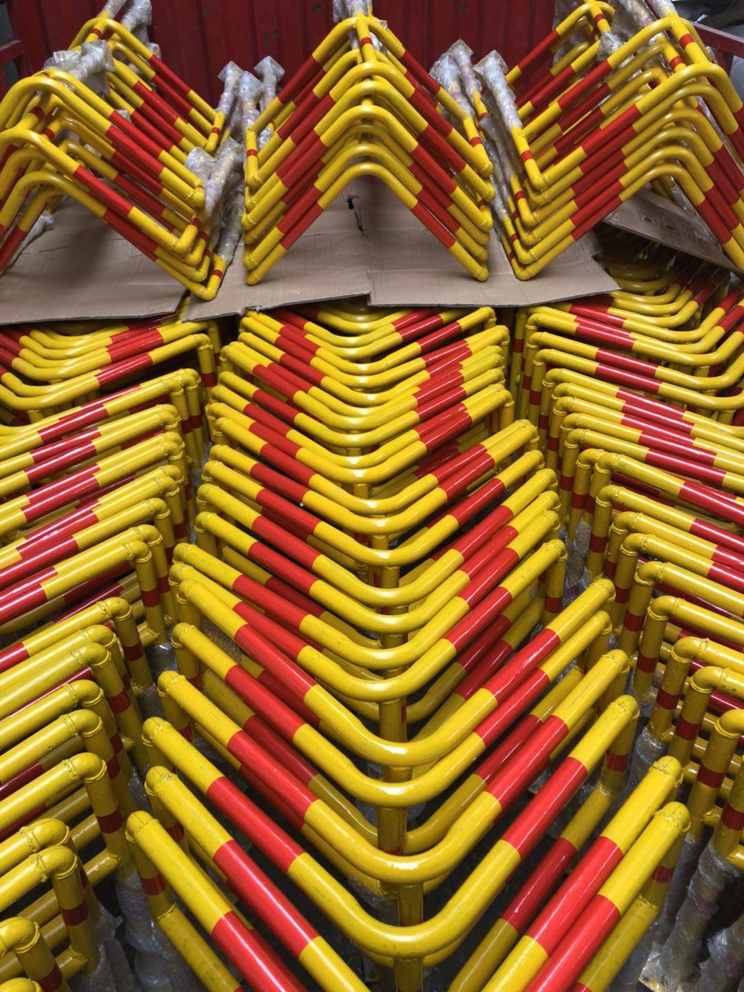 燃气管道防撞保护措施 镀锌钢管防护栏 防撞围栏