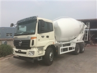 欧曼搅拌车价格后八轮12-15方搅拌车配置