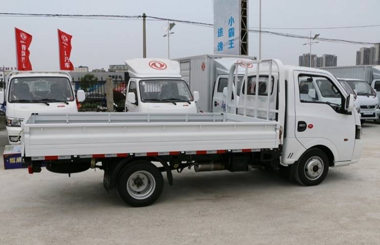 东风牌途逸液化气专用车 城市配送好工具