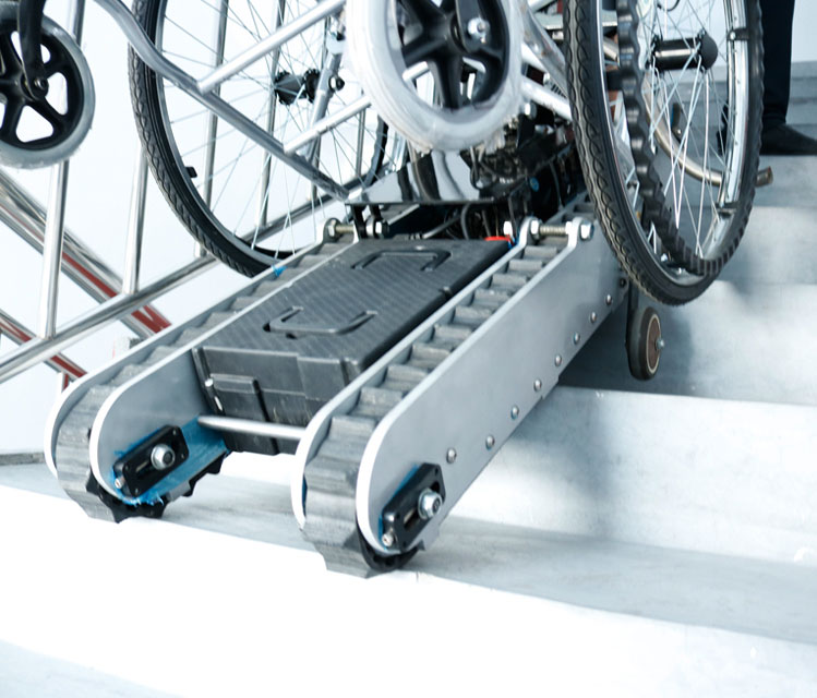 天津爬楼轮椅 电动爬楼梯履带送货