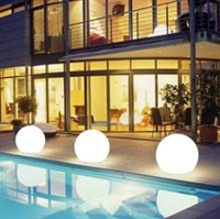 LED发光球圆球灯防水草坪灯 遥控游泳池庭院灯 充电户外落地灯