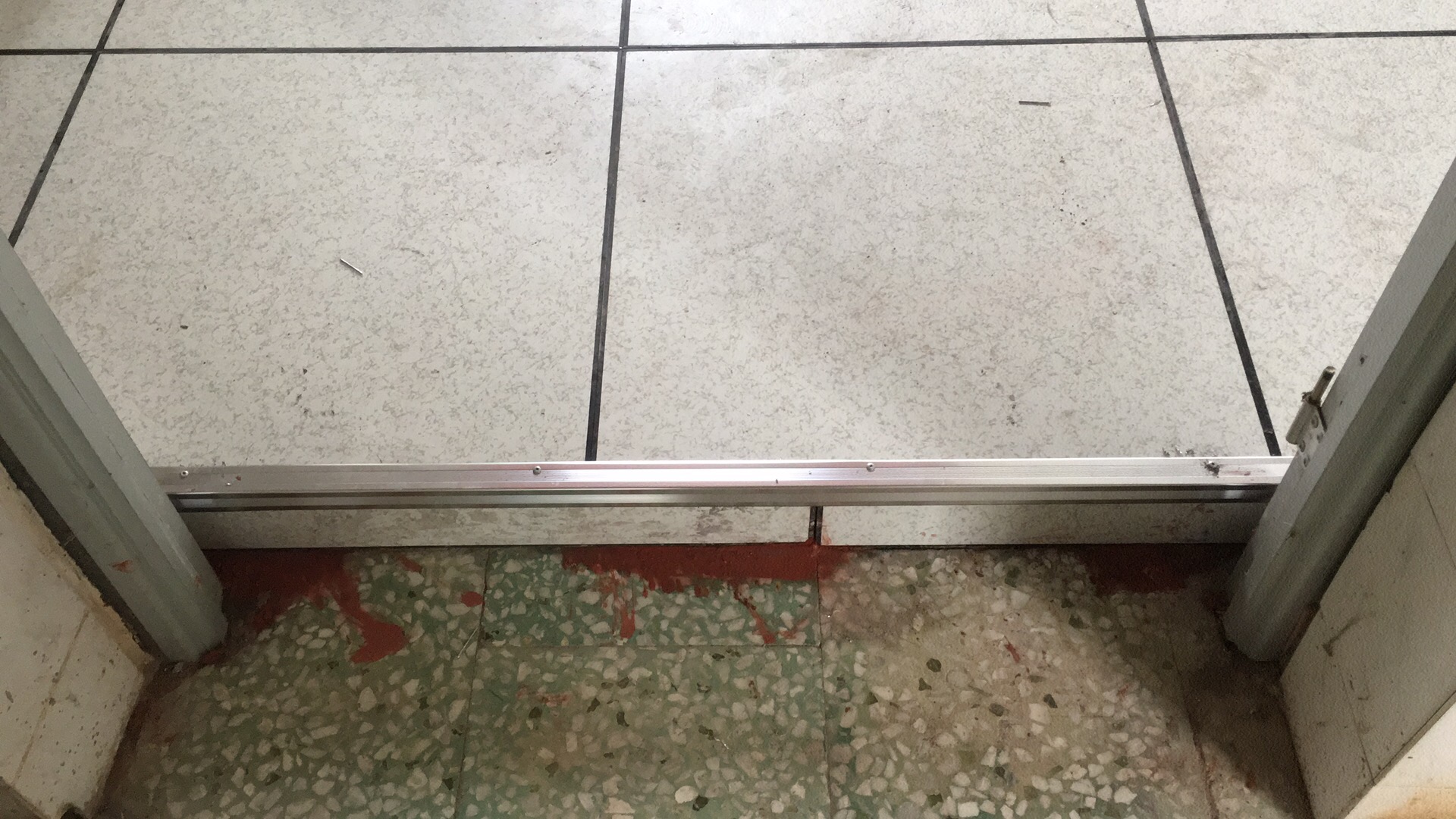 鹤岗沈飞防静电地板 防静电地板厂家大促