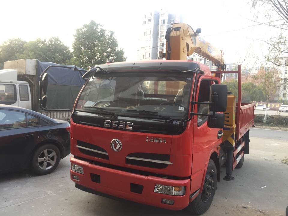 13吨随车吊价格公司