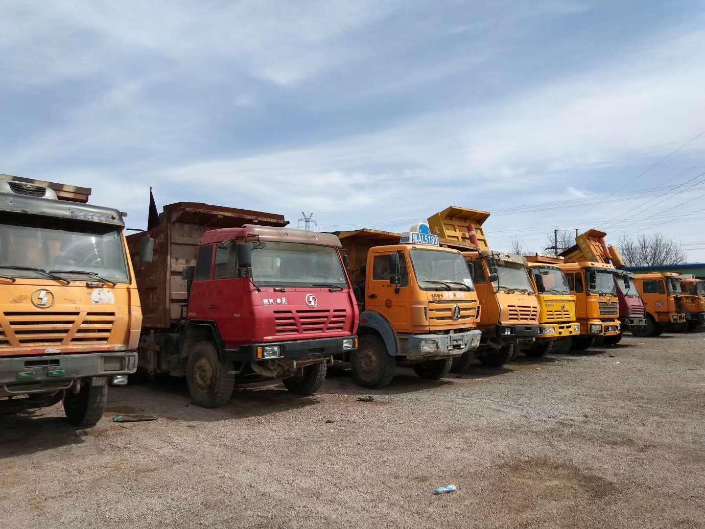 工地停工,出售大批后八轮工程车