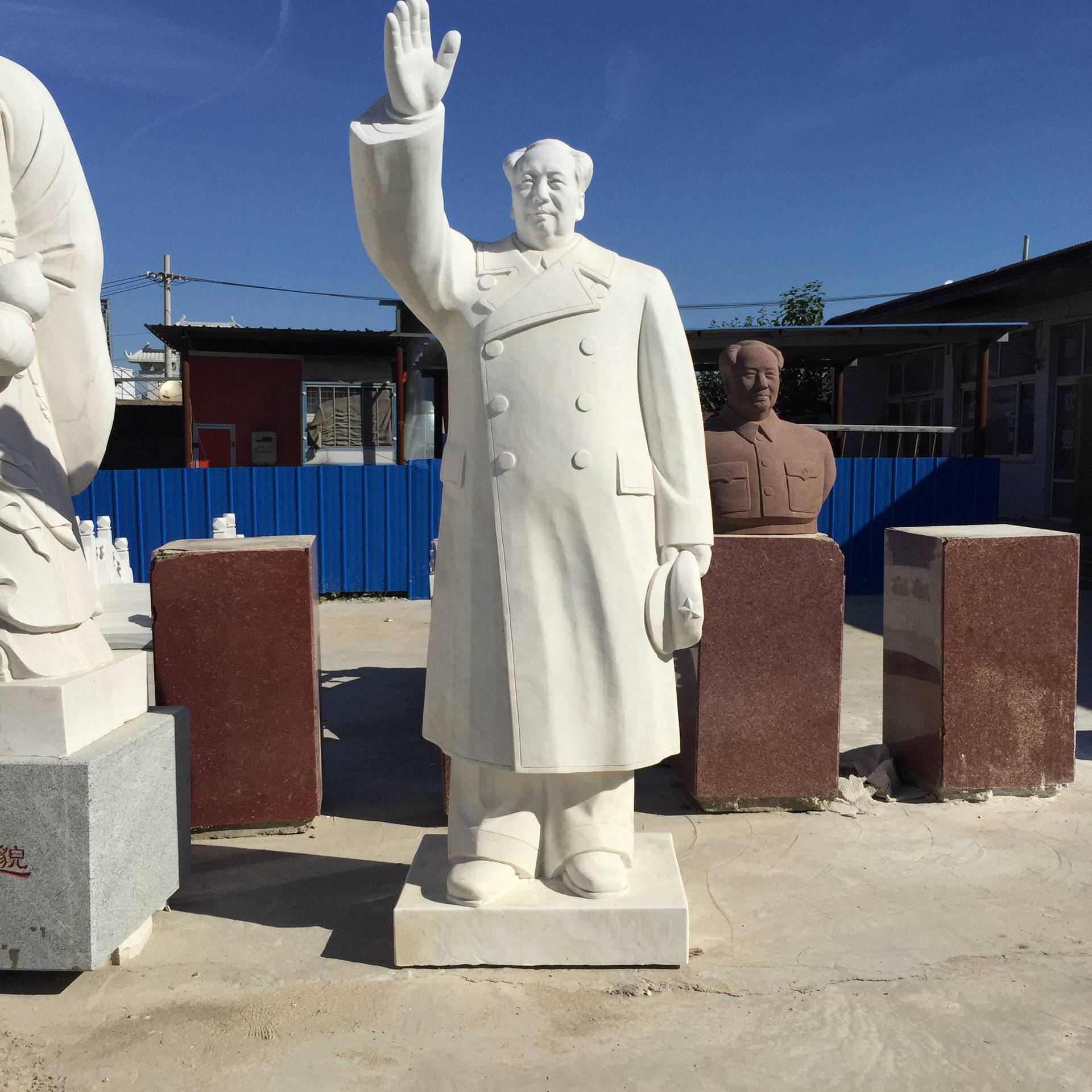 校园公园草坪现代名人花岗岩人物