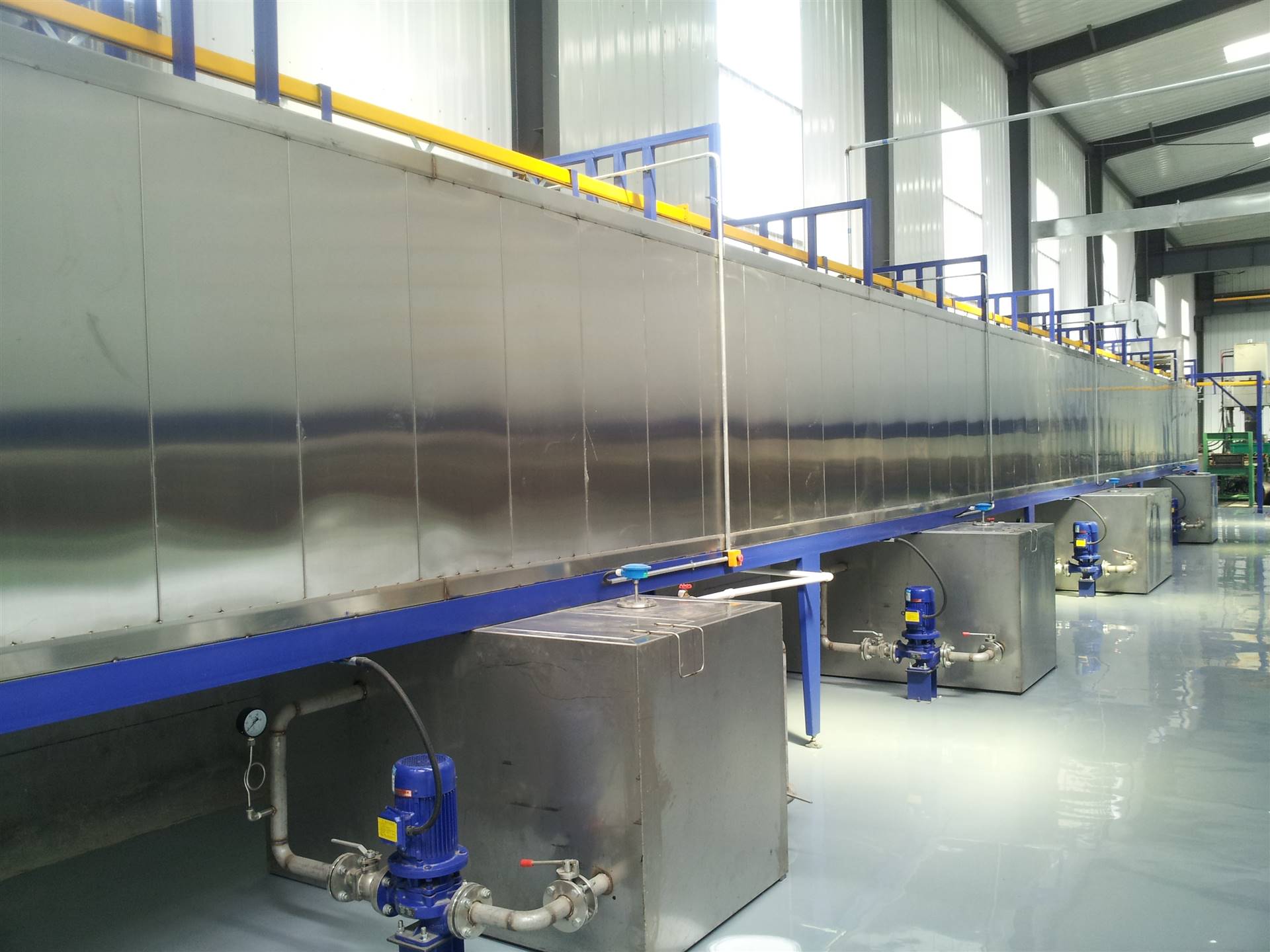 大连易德涂装设备生产线