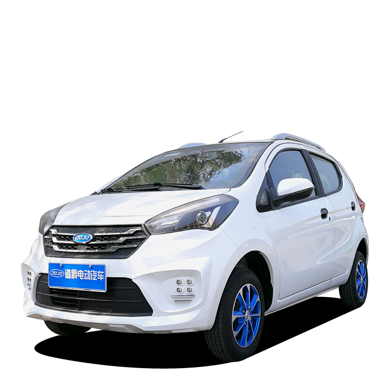 老年代步车电动四轮车新能源全封闭家用电轿