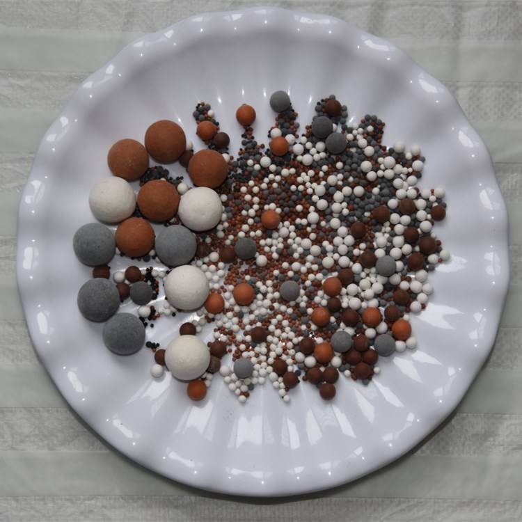 沐浴花洒专用白色能量球 麦饭石能量球 电气石 托玛琳能量球