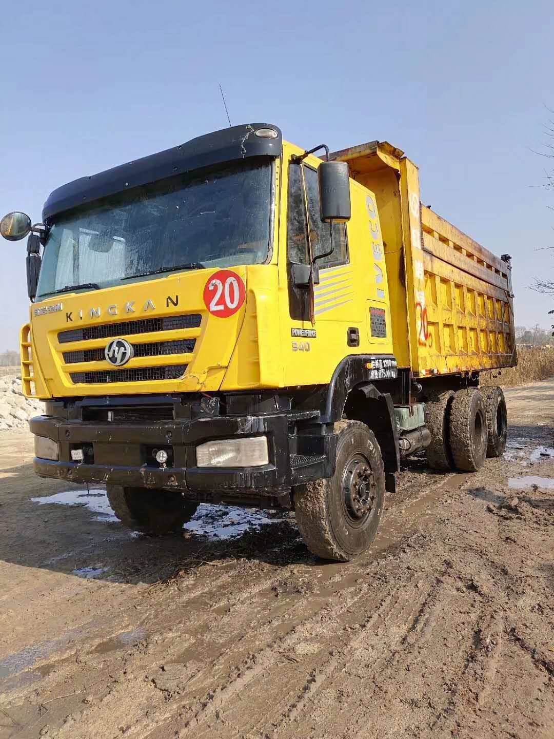 出售6台红岩新金刚340马力带卧铺