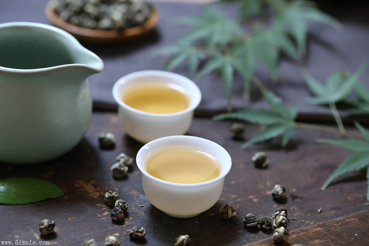 韶关白毛茶春茶清明前茶纯手工白毛茶