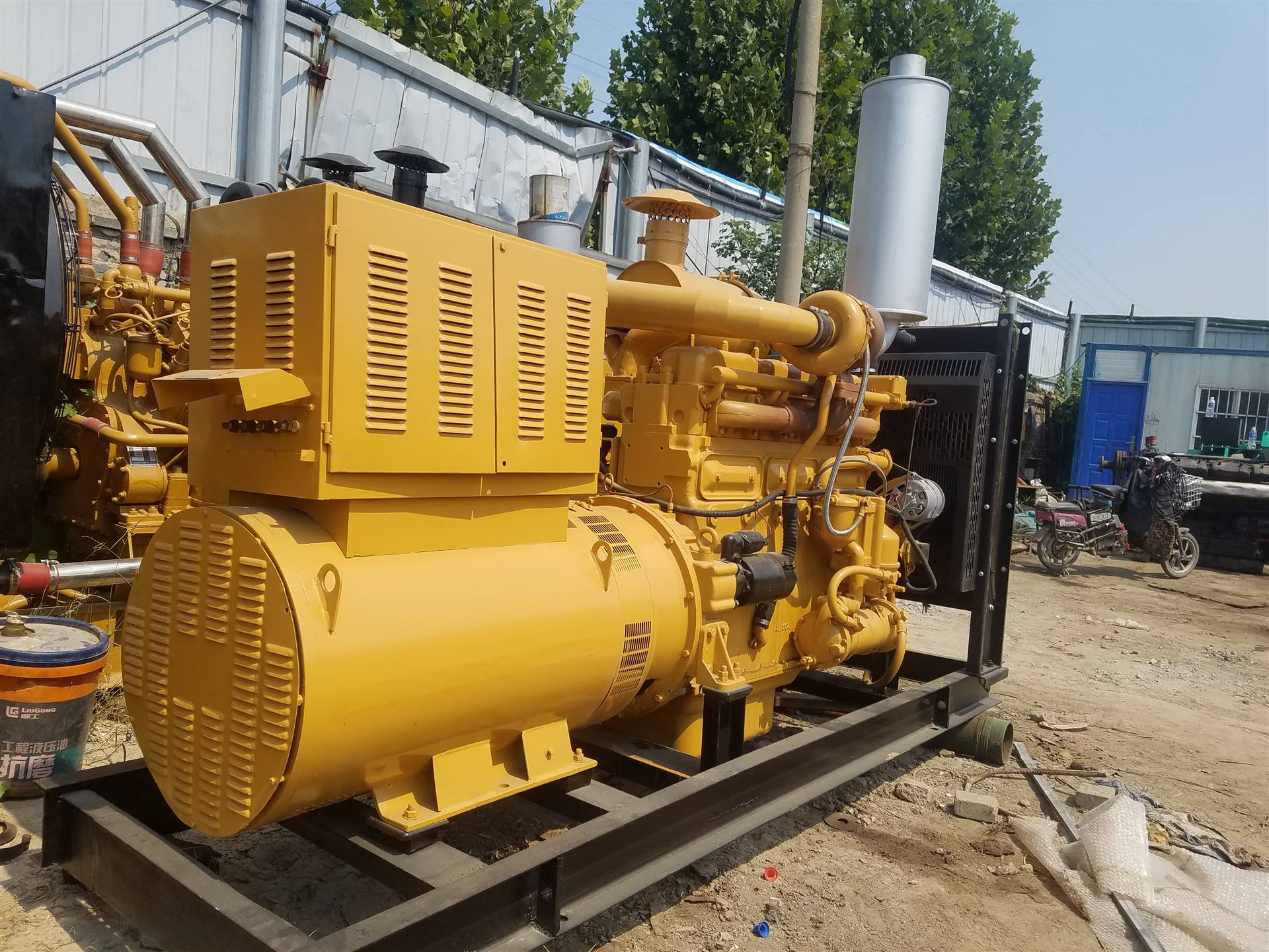 河南地区低便宜出售二手300kw发电机组柴油发电机组处理