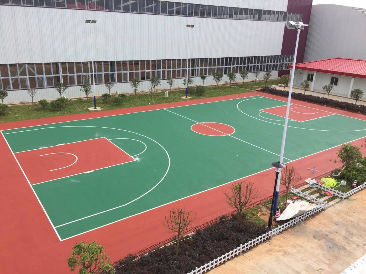 广西康奇体育设施工程有限公司 北海硅pu塑胶篮球场施工造价 康奇体育