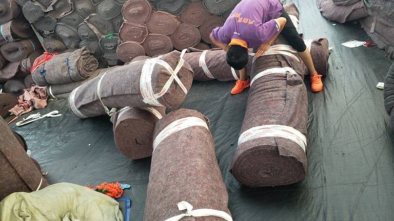 土工布规格多黑心棉 防护棉用途广保温棉 保温毯花色毛毡真实惠